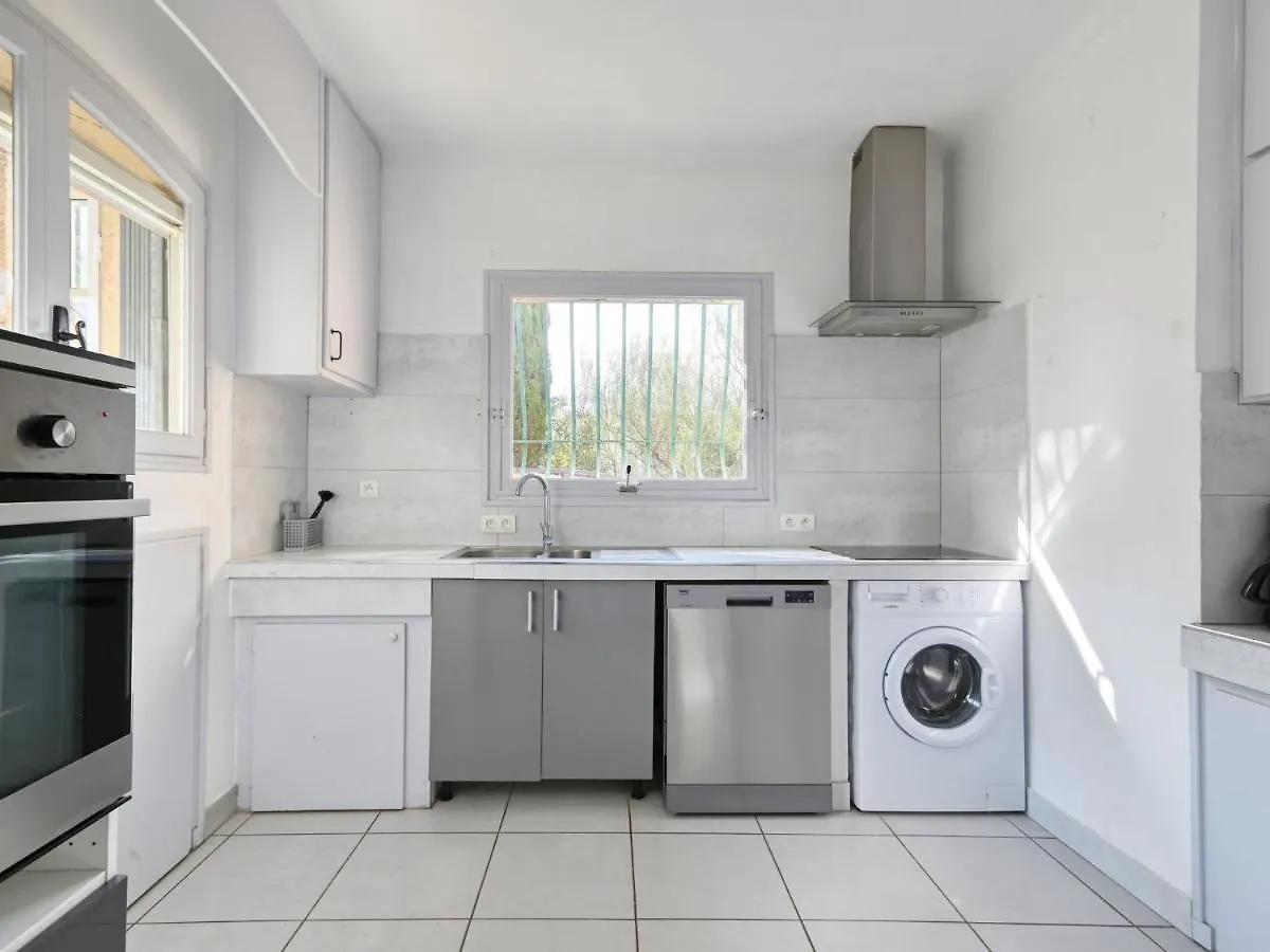 Holiday Home La Maison De L'Amiral By Interhome Sanary-sur-Mer